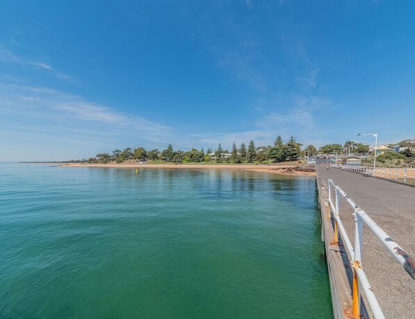 Imagen de los exteriores del Hotel 121 At The Waves. Foto 23
