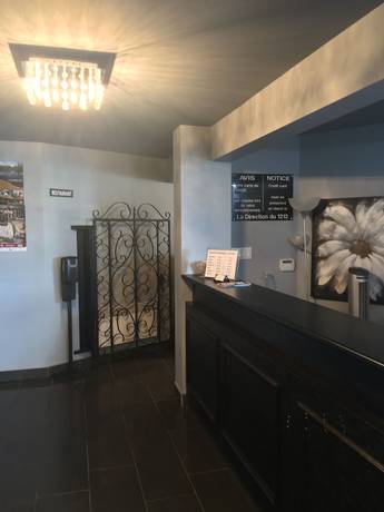 Imagen de los interiores del Hotel 1212. Foto 18