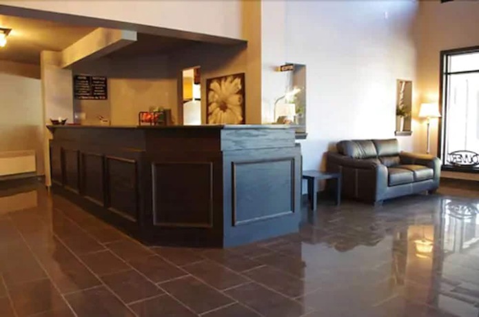 Imagen de los interiores del Hotel 1212. Foto 19