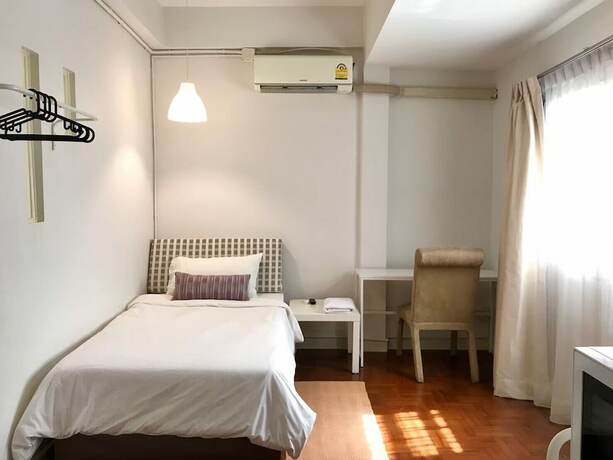 Imagen de la habitación del Hotel 12/14 Home Studio. Foto 20