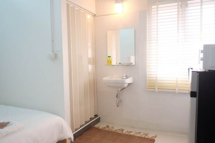 Imagen de la habitación del Hotel 12/14 Home Studio. Foto 26