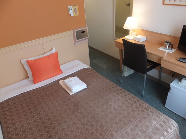 Imagen de la habitación del Hotel 1-2-3 Kobe. Foto 4
