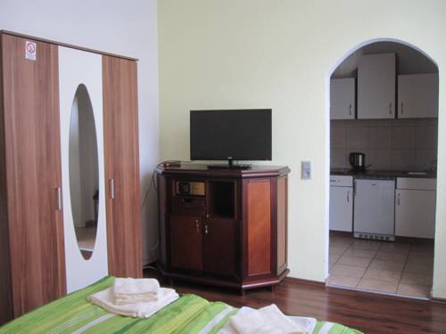 Imagen de la habitación del Hotel -12-apostel. Foto 4