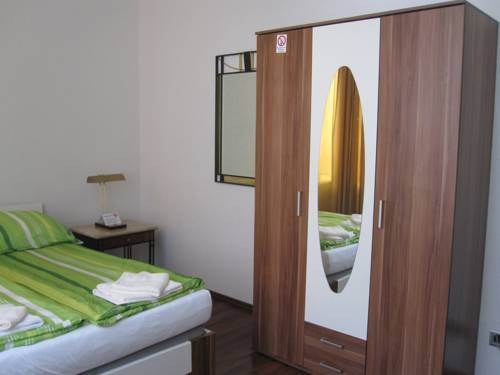 Imagen de la habitación del Hotel -12-apostel. Foto 5