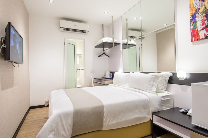 Imagen de la habitación del Hotel 12fly. Foto 5