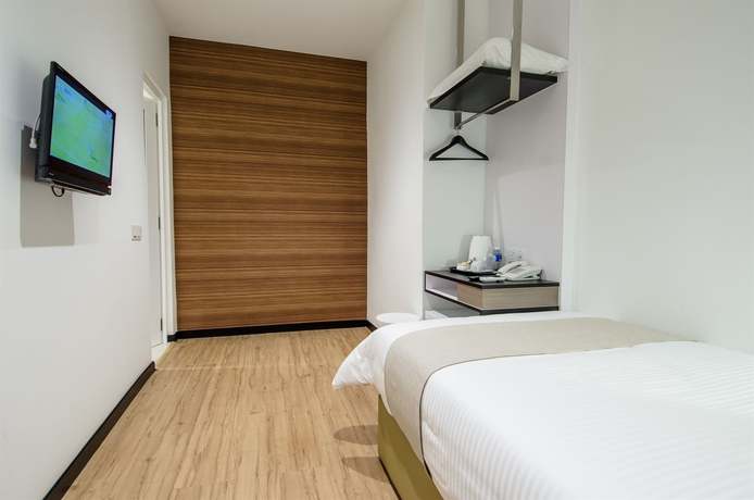Imagen de la habitación del Hotel 12fly. Foto 8