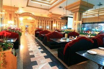 Imagen general del Hotel 13 Coins Ngamwongwan. Foto 4