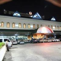 Imagen general del Hotel 13 Coins Ngamwongwan. Foto 6