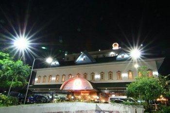 Imagen general del Hotel 13 Coins Ngamwongwan. Foto 7