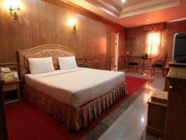 Imagen de la habitación del Hotel 13 Coins Ngamwongwan. Foto 15
