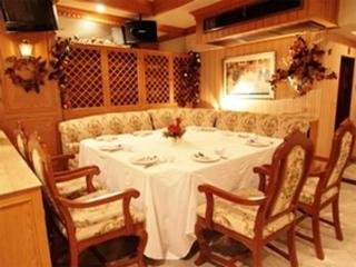 Imagen del bar/restaurante del Hotel 13 Coins Tower Rathada. Foto 6