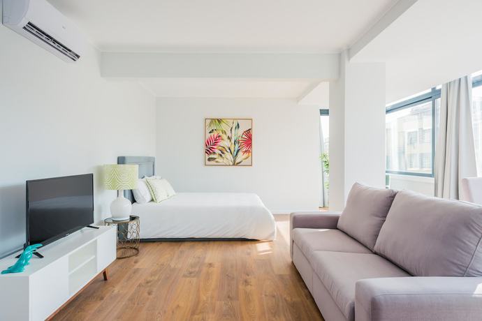Imagen de la habitación del Hotel 137 Lux Residence. Foto 3