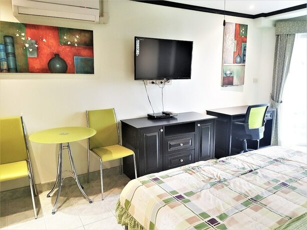 Imagen general del Hotel 13th Floor Sea View Studio. Foto 8