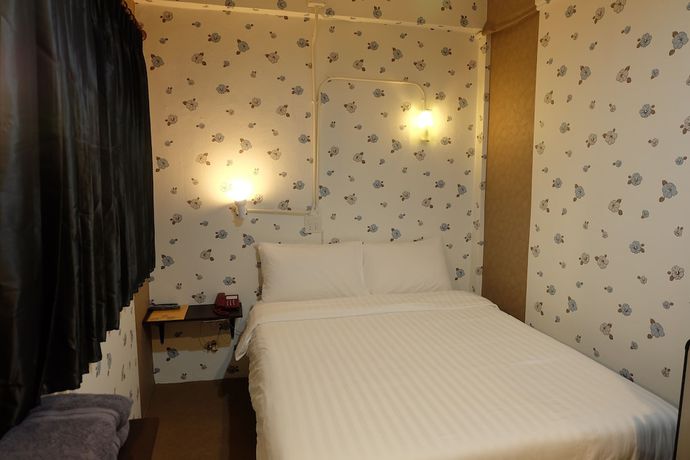 Imagen de la habitación del Hotel 14 Plus 1. Foto 16