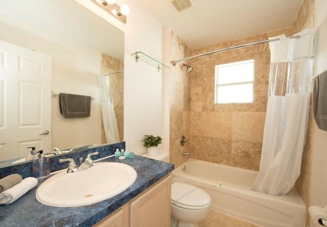 Imagen general del Hotel 14 RM Disney Estate Golf Resort Villa Pool Tennis. Foto 7