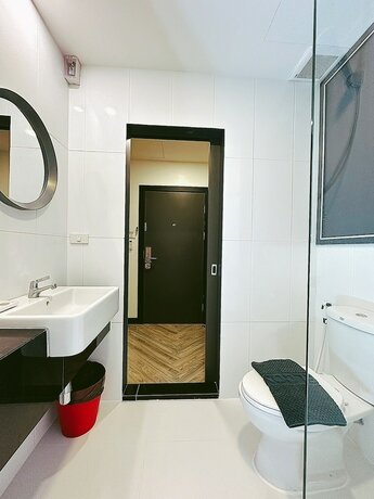 Imagen de la habitación del Hotel 14 Sathorn. Foto 12