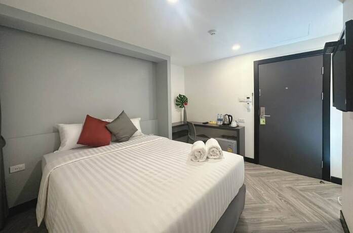 Imagen de la habitación del Hotel 14 Sathorn. Foto 15