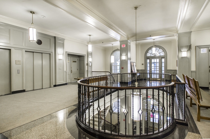 Imagen de los interiores del Hotel 140. Foto 14