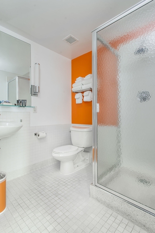 Imagen de la habitación del Hotel 140. Foto 10