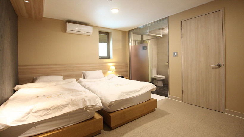 Imagen de la habitación del Hotel 141 Mini. Foto 10