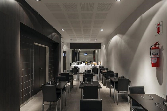 Imagen general del Hotel 1495 Apart. Foto 3