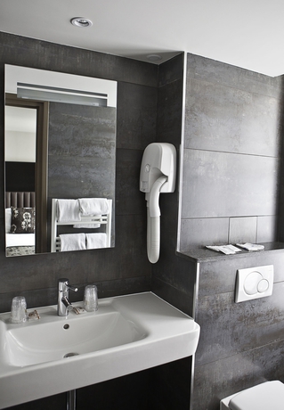 Imagen de la habitación del Hotel 15 Montparnasse. Foto 12