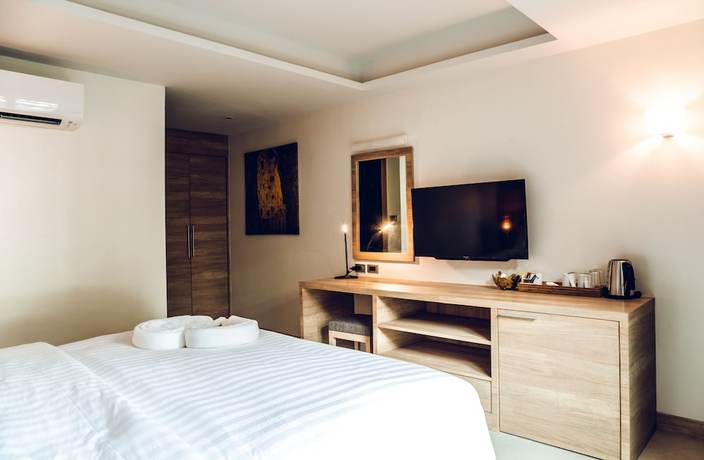 Imagen de la habitación del Hotel 15 Palms Beach Resort. Foto 14