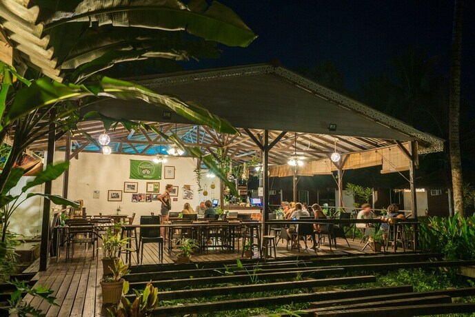 Imagen del bar/restaurante del Hotel 1511 Coconut Grove. Foto 16