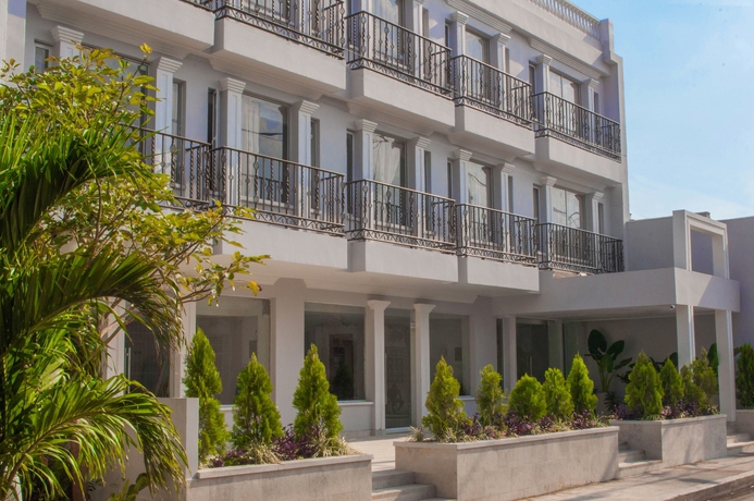 Imagen de los exteriores del Hotel 1525. Foto 15