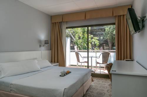 Imagen de la habitación del Hotel 153. Foto 7