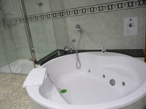 Imagen de la habitación del Hotel 153. Foto 13