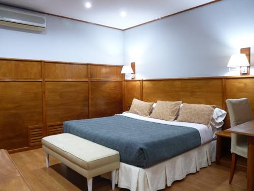 Imagen de la habitación del Hotel 153. Foto 14