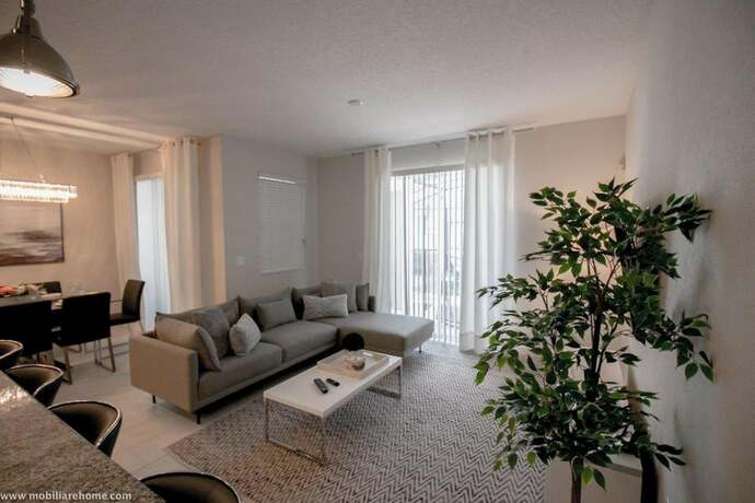Imagen general del Hotel 1556 PD - Poolside Bliss Enchanted 4BR Townhome. Foto 9