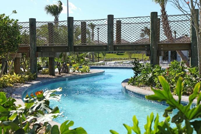 Imagen general del Hotel 1556 PD - Poolside Bliss Enchanted 4BR Townhome. Foto 16