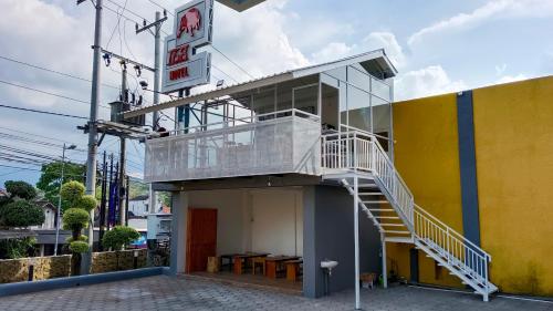 Imagen general del Hotel 168 Salatiga. Foto 6