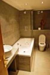 Imagen de la habitación del Hotel 16b York Place Lets In The City Edinburgh. Foto 4