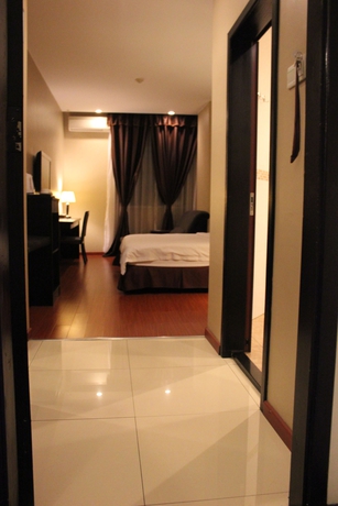Imagen de la habitación del Hotel 17. Foto 4