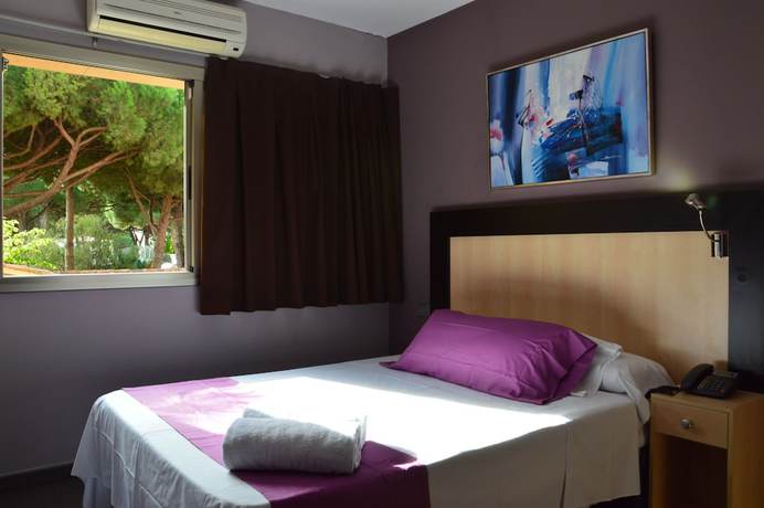 Imagen de la habitación del Hotel 170. Foto 4