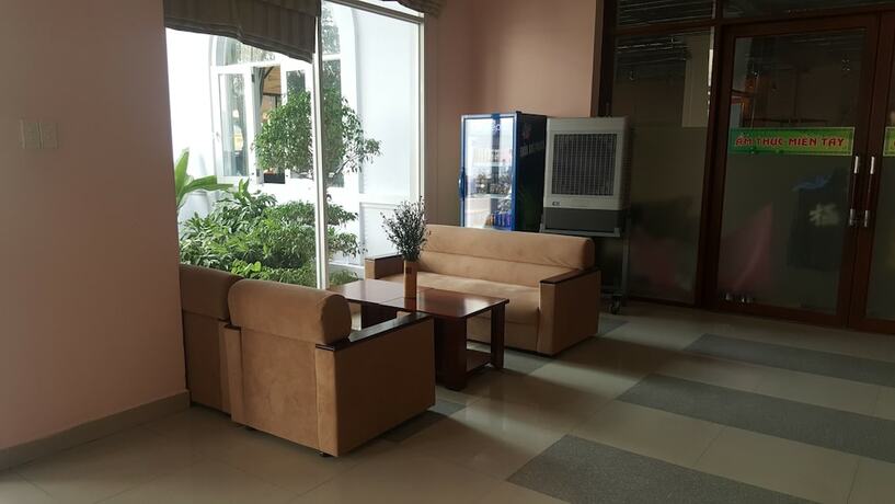 Imagen de los interiores del Hotel 175. Foto 16