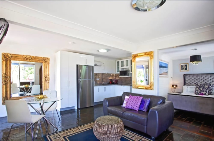 Imagen de la habitación del Hotel 1770 Sovereign Lodge Resort. Foto 5