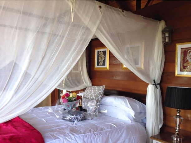 Imagen de la habitación del Hotel 1770 Sovereign Lodge Resort. Foto 9