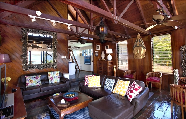 Imagen de la habitación del Hotel 1770 Sovereign Lodge Resort. Foto 12