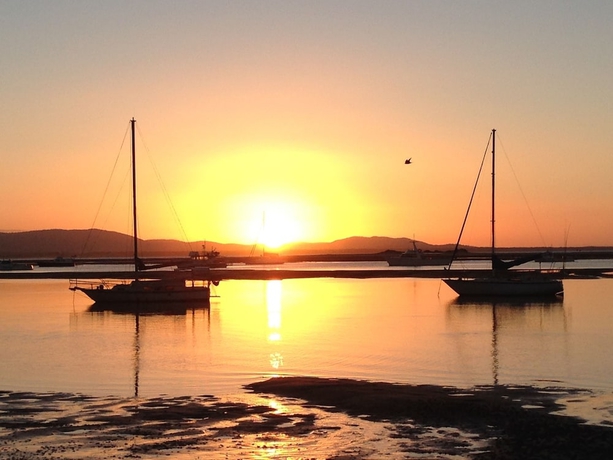 Imagen de los exteriores del Hotel 1770 Sovereign Lodge Resort. Foto 16