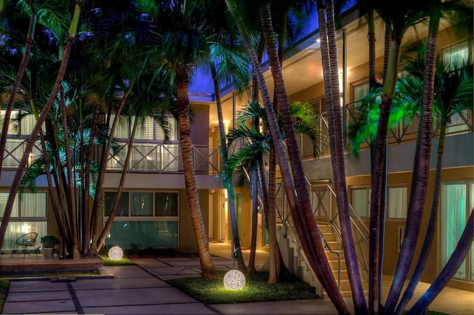 Imagen de los interiores del Hotel 1818 Meridian House. Foto 19