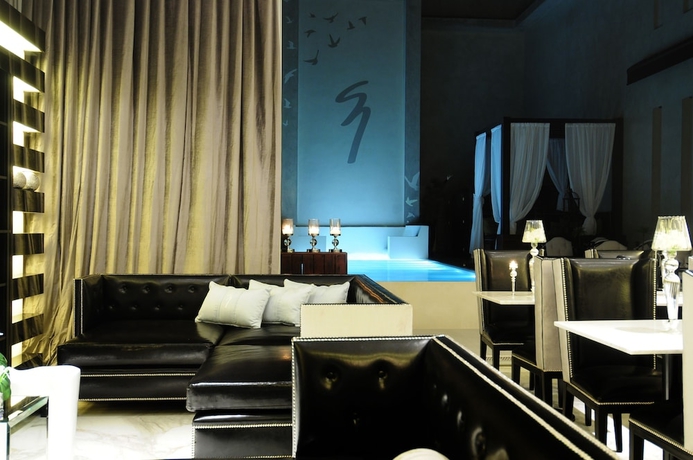 Imagen de los interiores del Hotel 1828 Smart. Foto 17