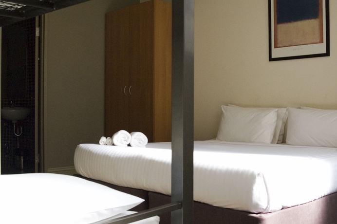 Imagen de la habitación del Hotel 1831 Boutique. Foto 2