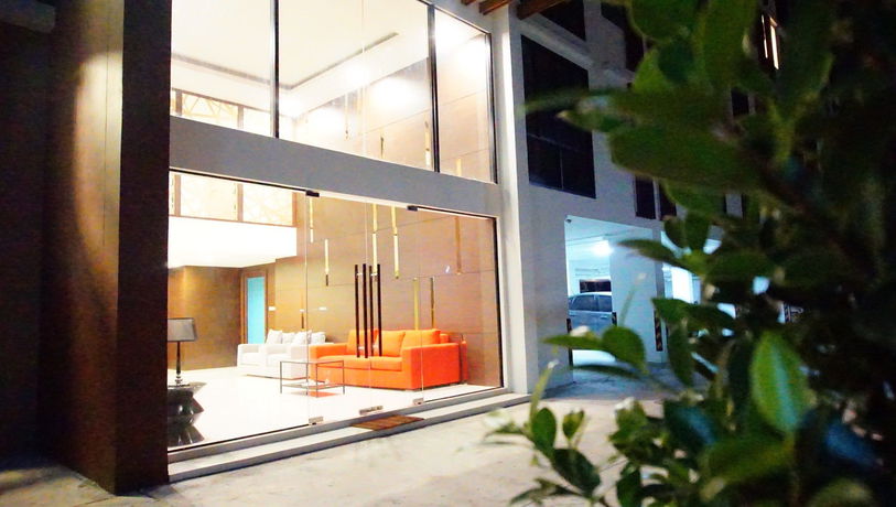 Imagen de los interiores del Hotel 185 Residence. Foto 15