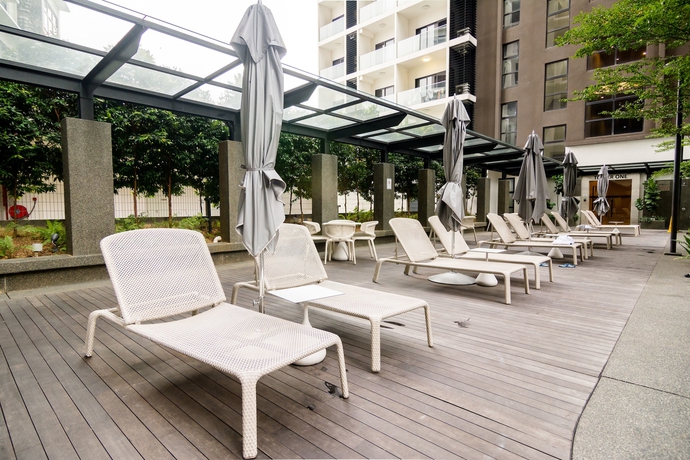 Imagen del bar/restaurante del Hotel 188 Suites By Namastay. Foto 4