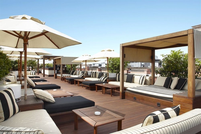 Imagen de los exteriores del Hotel 1898. Foto 5