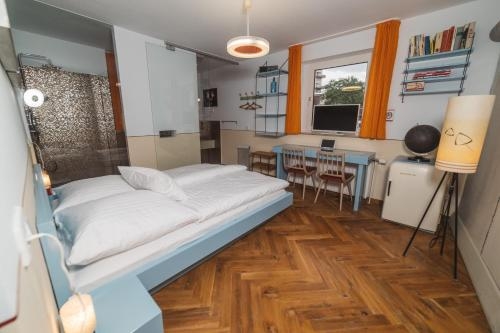 Imagen de la habitación del Hotel 18arts. Foto 10